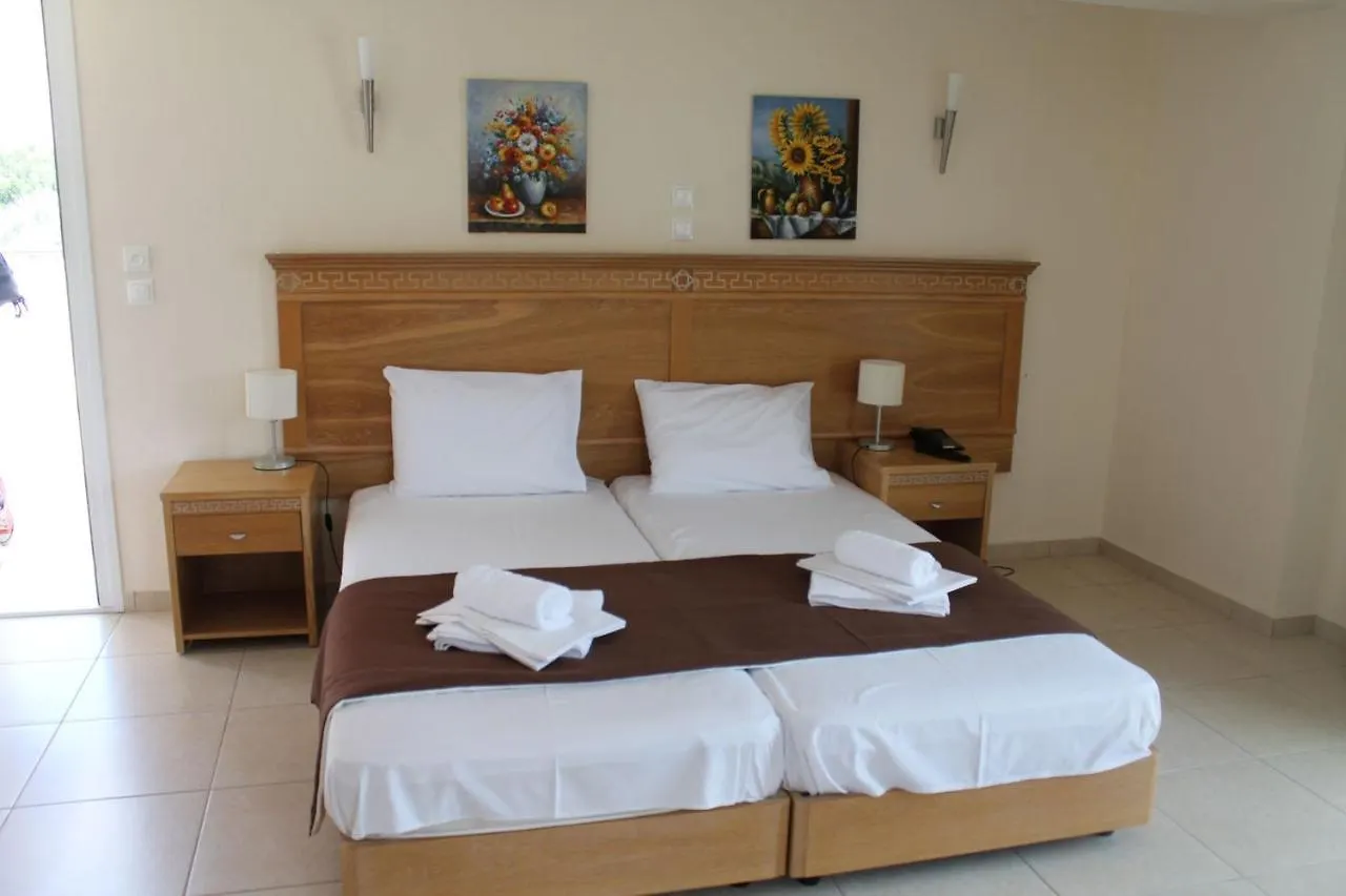 Mare Monti Hotel Sarti 2*,